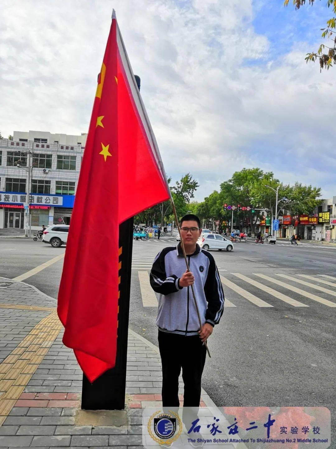 梦到鲨鱼是什么意思 梦到鲨鱼预示着什么？游戏画面