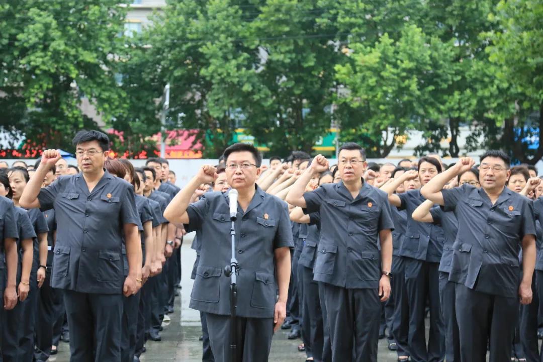 独眼方块找出口无敌版